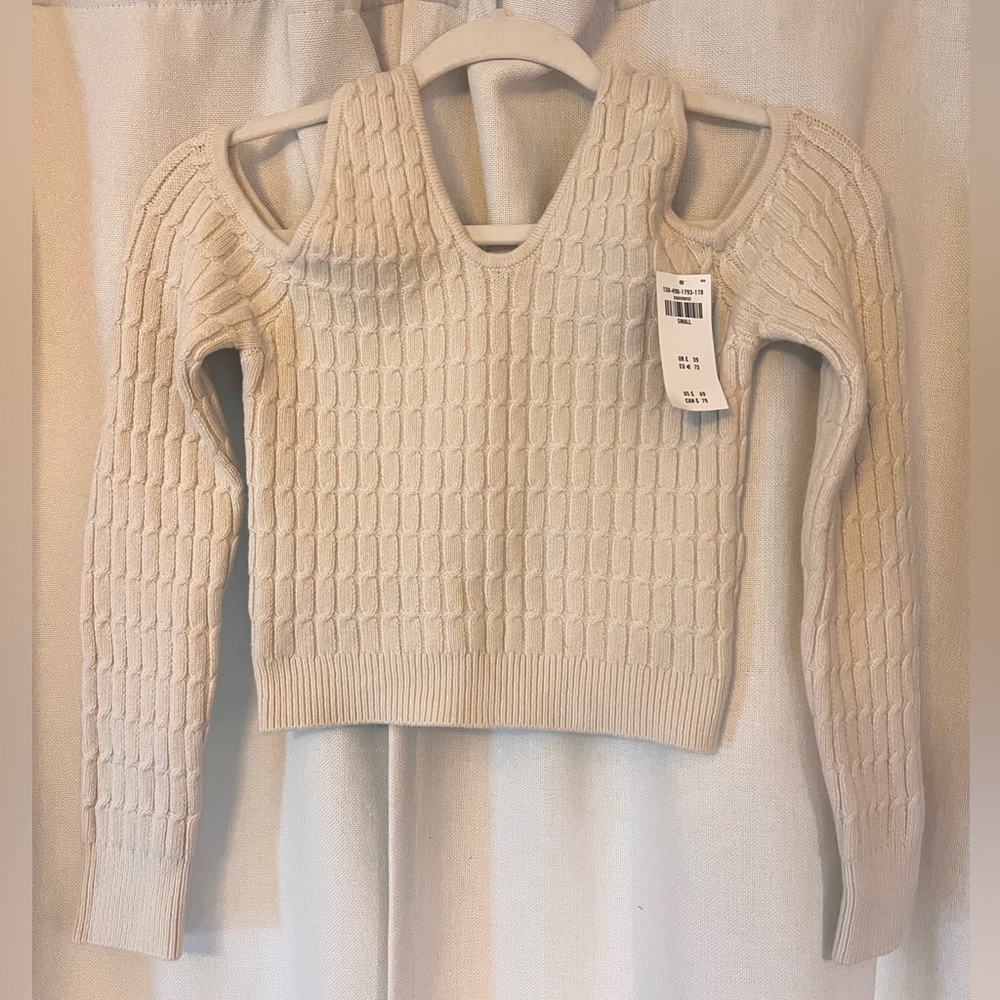 A&F Halter / Off the shoulder sweater